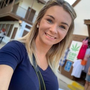 Meet your Posher, Shana